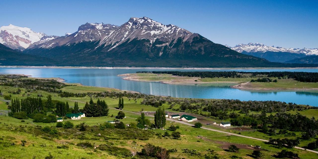 Estancia Nibepo Aike Colonia Francisco Perito Moreno Extérieur photo
