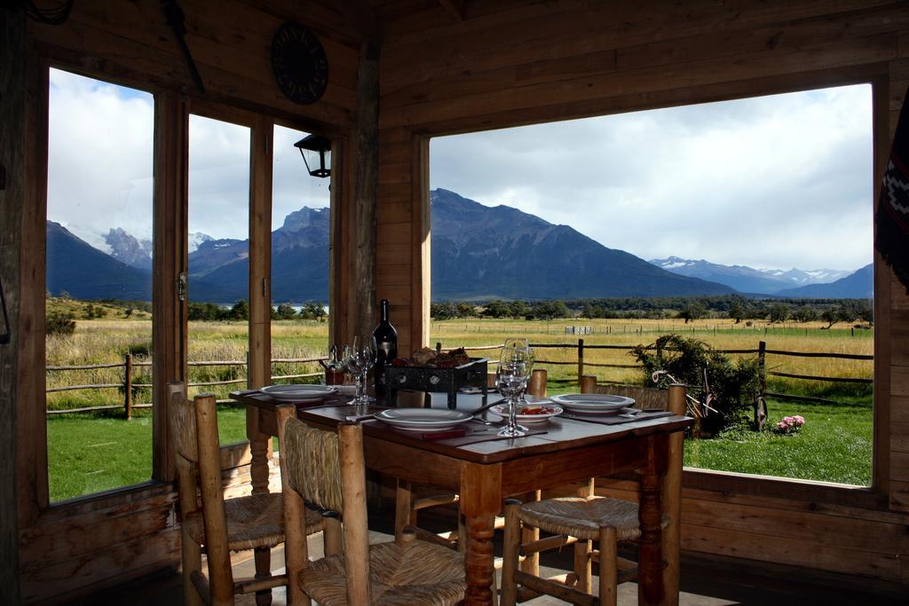 Estancia Nibepo Aike Colonia Francisco Perito Moreno Extérieur photo
